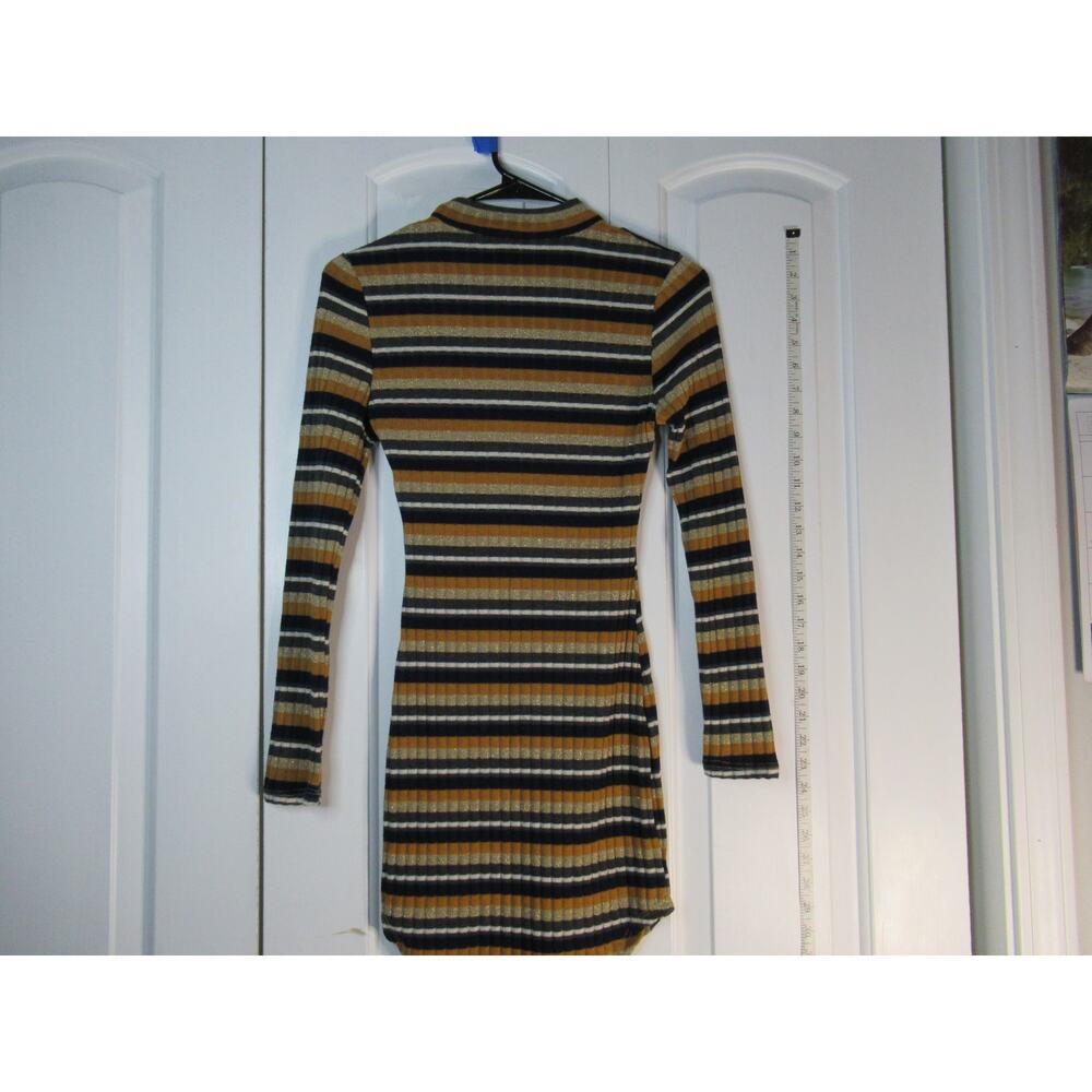 Rue 21 striped Dress - Picture 3 of 3